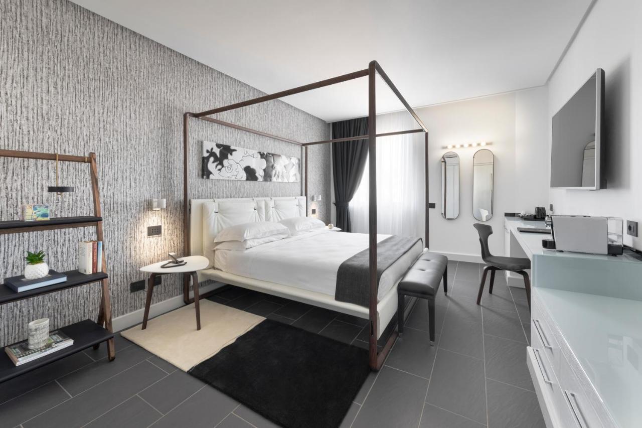 Lhp Napoli Palace & Spa Exterior photo A bedroom