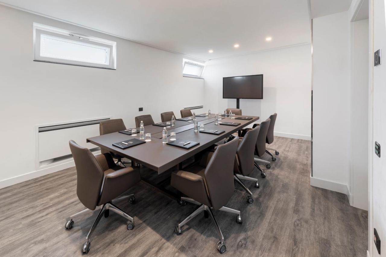 Lhp Napoli Palace & Spa Exterior photo Boardroom at the University of Law's Birmingham campus